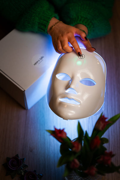 Face Mask - Red Light Therapy - 7 colors