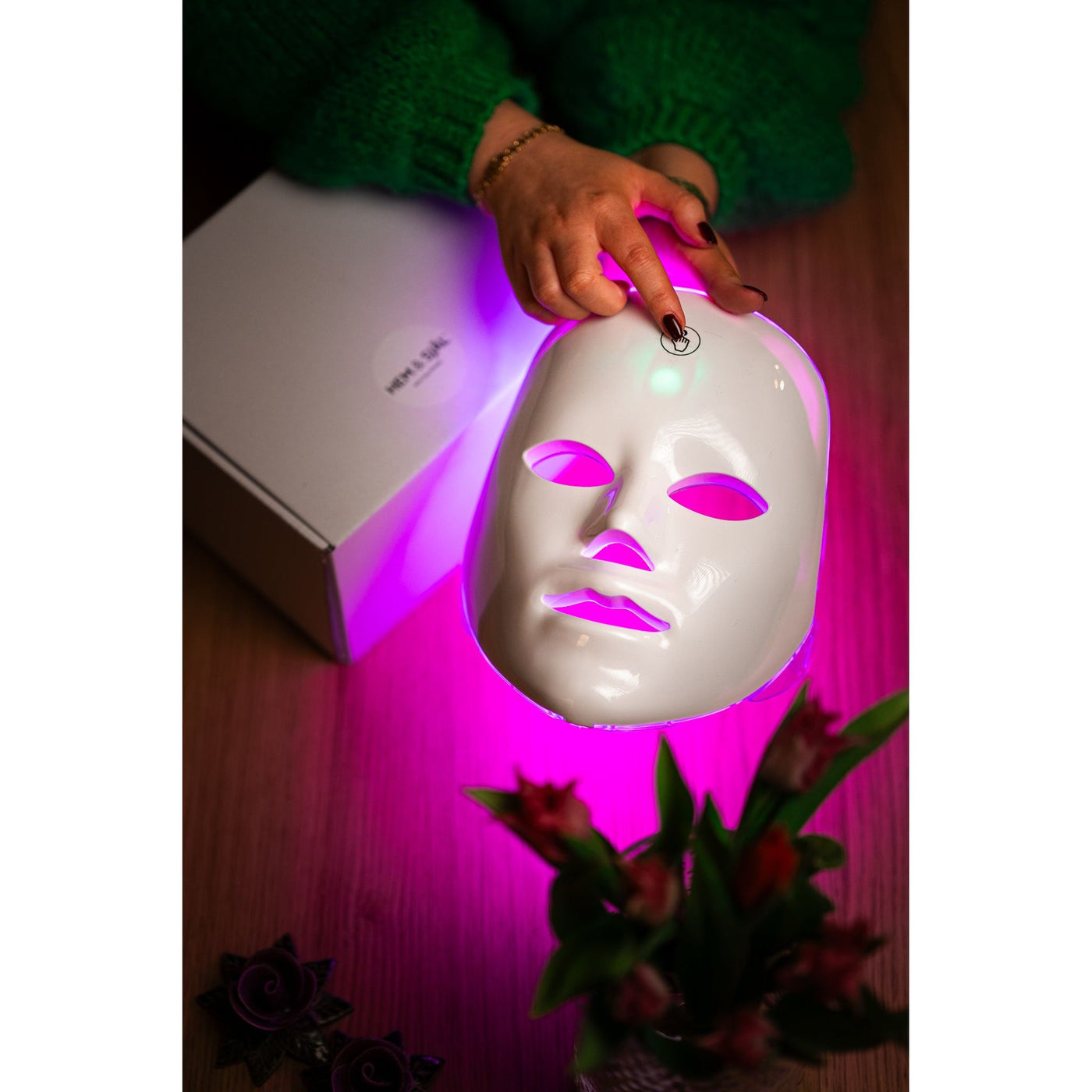 Face Mask - Red Light Therapy - 7 colors