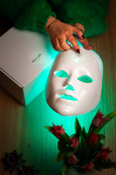 Face Mask - Red Light Therapy - 7 colors